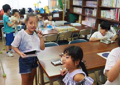 涼しい部屋でパズルにボードゲーム　