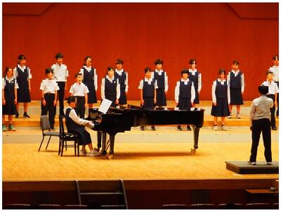 マリオスに響く中学生の合唱　卒業生の頑張りをみることができました