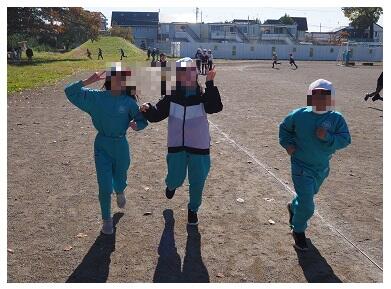 明日はマラソン大会　練習していたら、このあと・・・