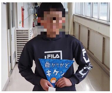 危険個所に標識をつけようというアイディアです