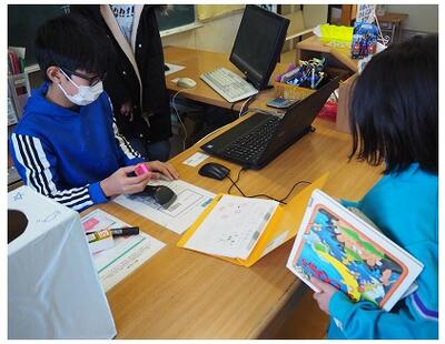 たくさんスタンプもらって笑顔です