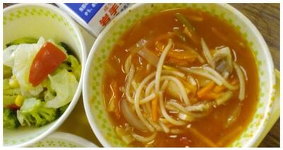 スープですけどパスタもたっぷり