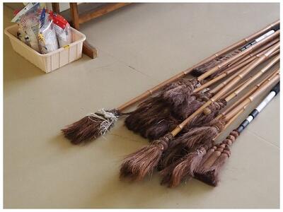 期末清掃といえば、このほうき