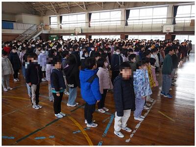 良い姿勢でお話を聞くことができます