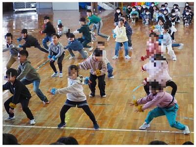 元気いっぱいのダンス　６年生も思わずウズウズ