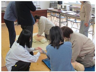 模型を用いての実技