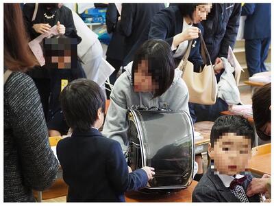 目線を一年生にあわせて