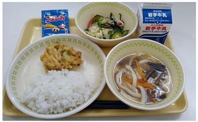 かきあげはうどんの上じゃなくてもいけます