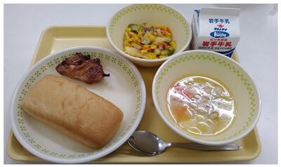 たまねぎのスープが優しいお味です