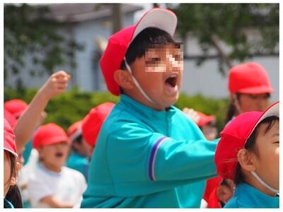 大きな口でしっかり応援　赤組