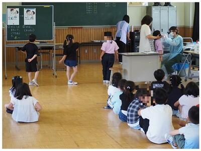 全員の歯を全部見るのは容易でありません
