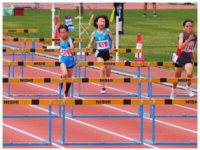 ５年女子８０ｍＨ
