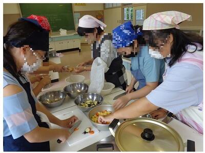 包丁作業は高学年の役割