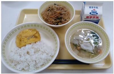 ミニ天津丼ですがちょっとご飯多めでした