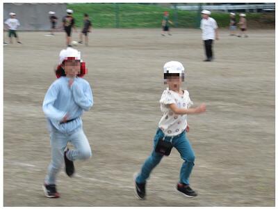 もう１００周をこえたという中学年の走り