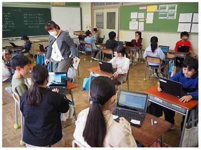 テストのようには見えない教室