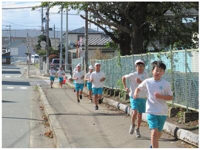 校外もマナー良く走ります