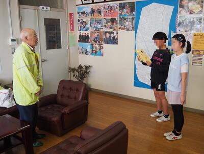 作文を読んで感謝を伝えます