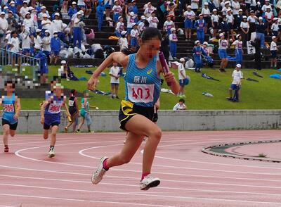 力走　表情を見せられないのが悔しい